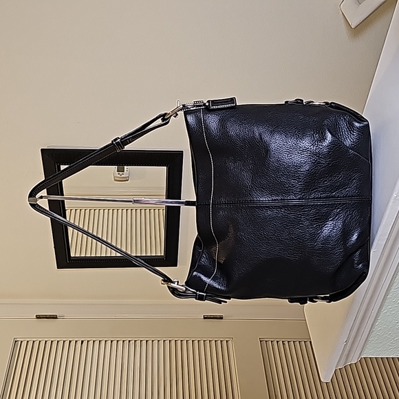 Coach Handbags - Coach F15064 Soho Duffle Black Pebbled Leather Hobo Silvertone Hardware EUC